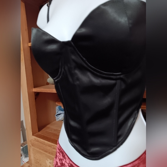 NWOT FashionNova Boned Corset top - Picture 4 of 6